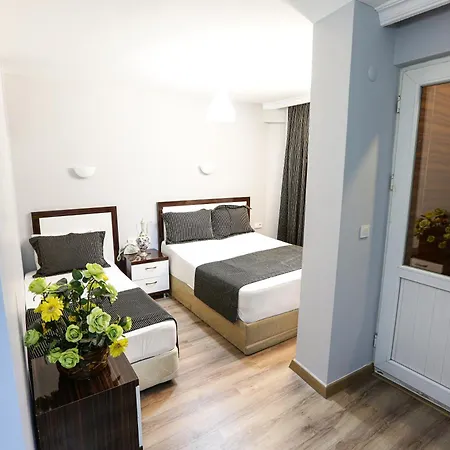 Otel Papillonada